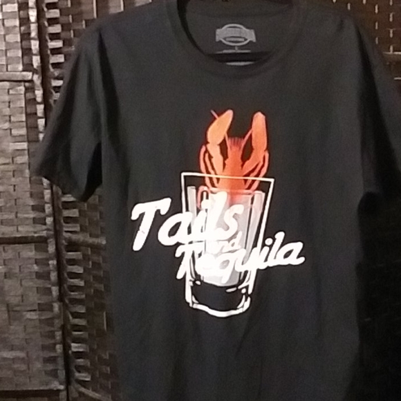 VINTAGE GRAPHIC T-SHIRT - Picture 2 of 4